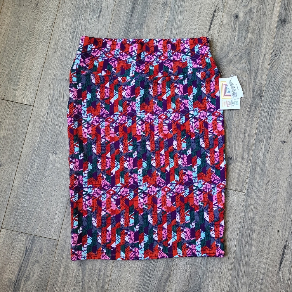 Lularoe Cassie Printed Skirt {Medium} NWT